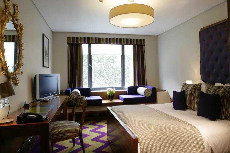 The Fitzwilliam Hotel Dublin Exteriér fotografie A room at the hotel